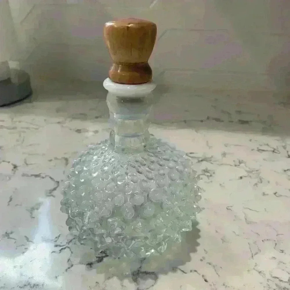 Fenton Vintage ombré Hobnail Jar With Original Lid